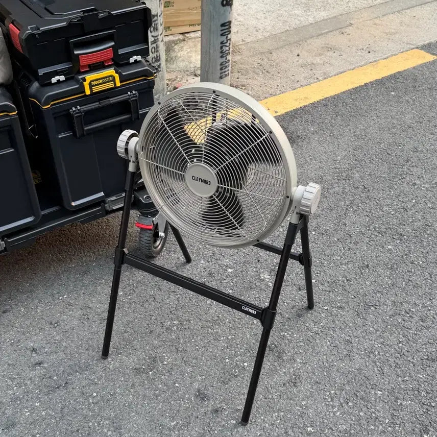 [BUNJANG] Cremore M14 Camping Fan with Battery and Extension Pole / 크레모아 m14 l 캠핑용 선풍기 (배터리+연장폴대)