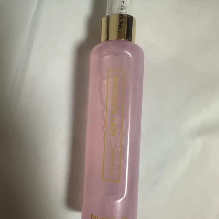 [BUNJANG] Meomchit Hair & Body Mist Magenta Lady (105ml) / 멈칫 헤어 앤 바디 미스트 마젠다레이디 (105ml)