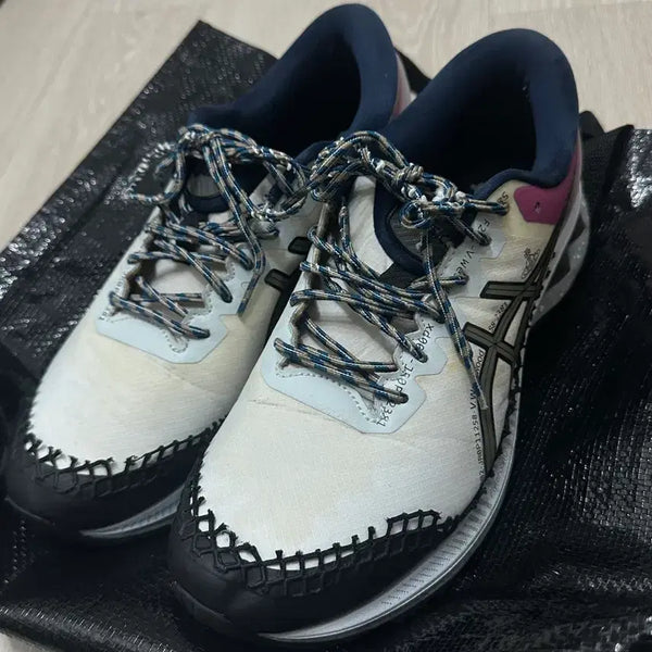 [BUNJANG] Asics x Vivienne Westwood Gel-Kayano 27 / [270] 아식스 x 비비안 웨스트우드 젤 카야노 27