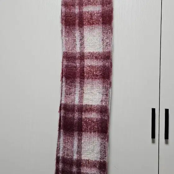 [BUNJANG] Checkered Scarf Burgundy / 체크 머플러 버건디