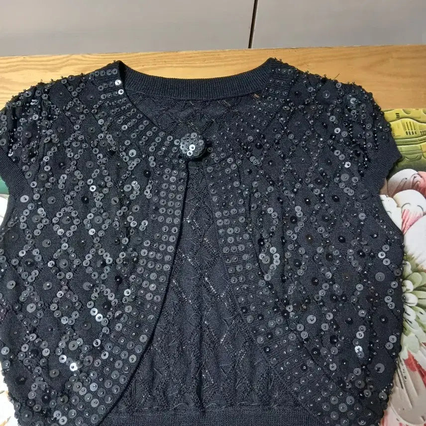 [BUNJANG] Handmade Black Sequin Short Cardigan / 검정색 숏 가디건 스팽글 핸드메이드