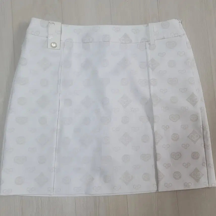 [BUNJANG] Mckayzon Belted Point Pattern Print Skirt / (26)맥케이슨 벨트포인트 패턴프린트 스커트 판매합니다