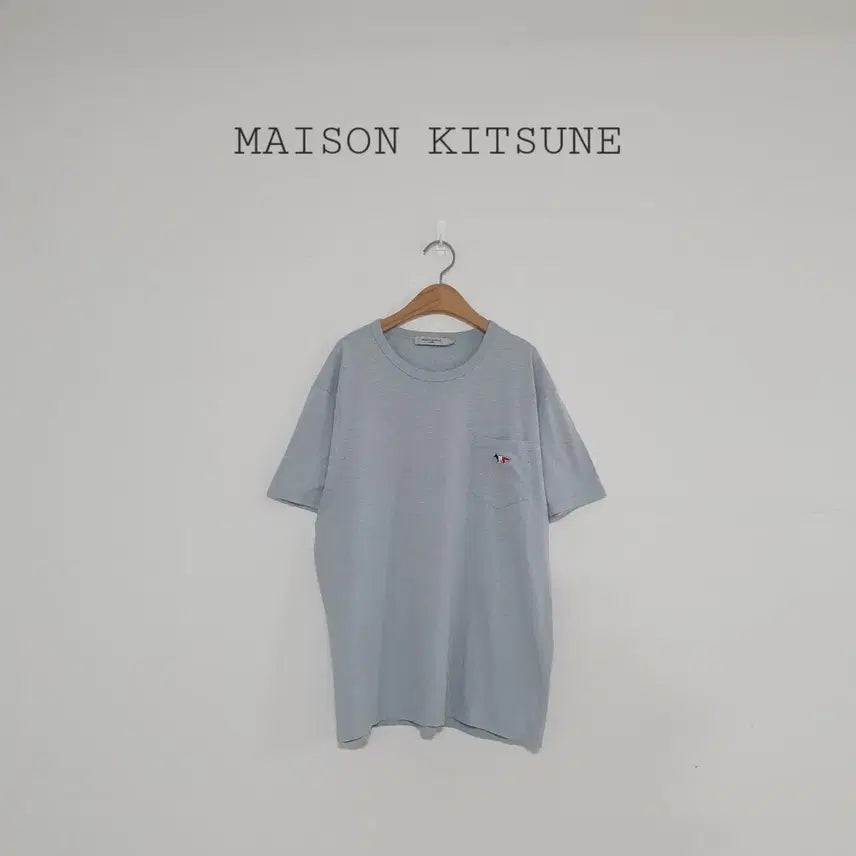 [BUNJANG] Maison Kitsuné Pastel Blue Triple Fox Logo Pocket T-Shirt / No.26072008 메종키츠네 반팔티 파스텔블루 포켓 트리플컬러폭스