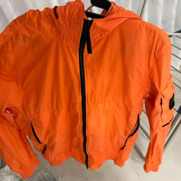 [BUNJANG] Stone Island Windbreaker Orange / 스톤아일랜드 바람막이