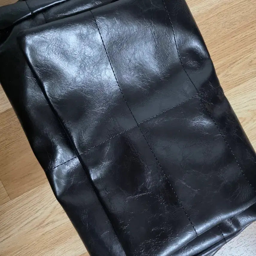 [BUNJANG] Black Quilted Chain Shoulder Bag / 블랙 숄더백