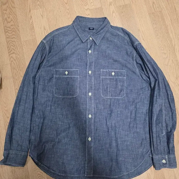 [BUNJANG] Uniqlo Chambray Shirt / 유니클로 샴브레이 셔츠