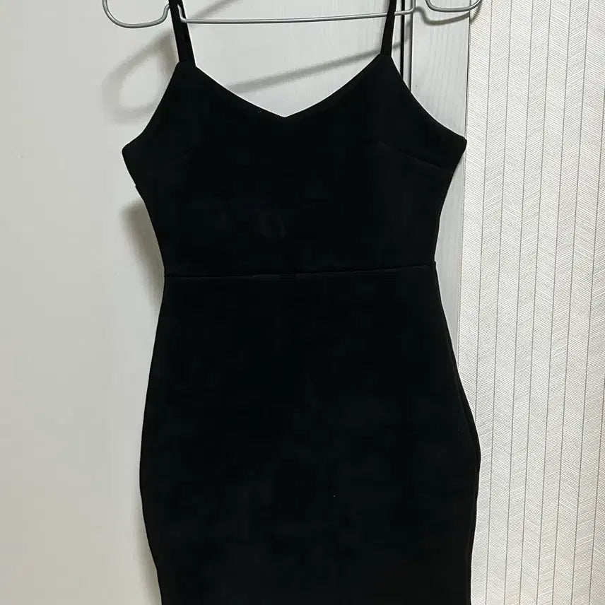 [BUNJANG] Velvet Bustier Mini Dress / 뷔스티에 원피스 벨벳 블랙 미니원피스 에이블리 교신