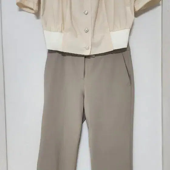 [BUNJANG] MINE Beige Straight Fit Slacks / 한섬 마인 베이지 슬랙스 61-90 44-55