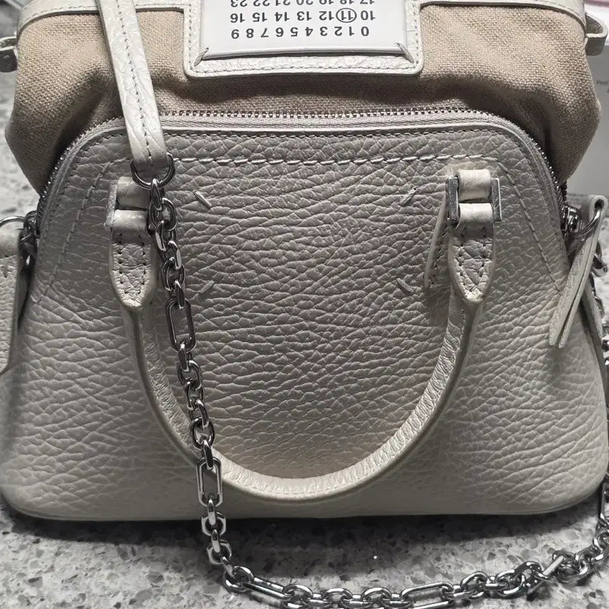 [BUNJANG] Maison Margiela 5AC Micro Tote Bag White / 메종 마르지엘라 5AC 토트백 화이트