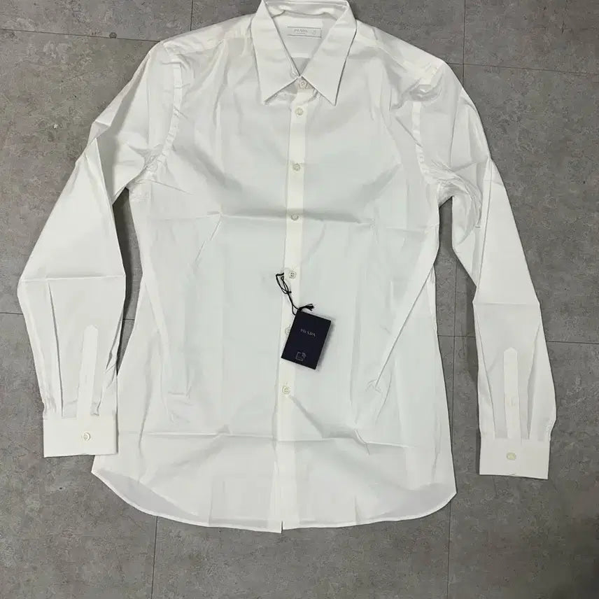 [BUNJANG] Prada Men's White Classic Button-Up Shirt XL / (정품) 프라다 prada 남성 화이트 셔츠 XL 새제품 급처