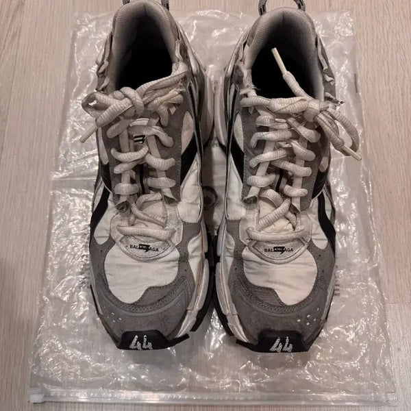 [BUNJANG] Balenciaga New Runner Grey Size 44 / (44) 발렌시아가 뉴러너 그레이