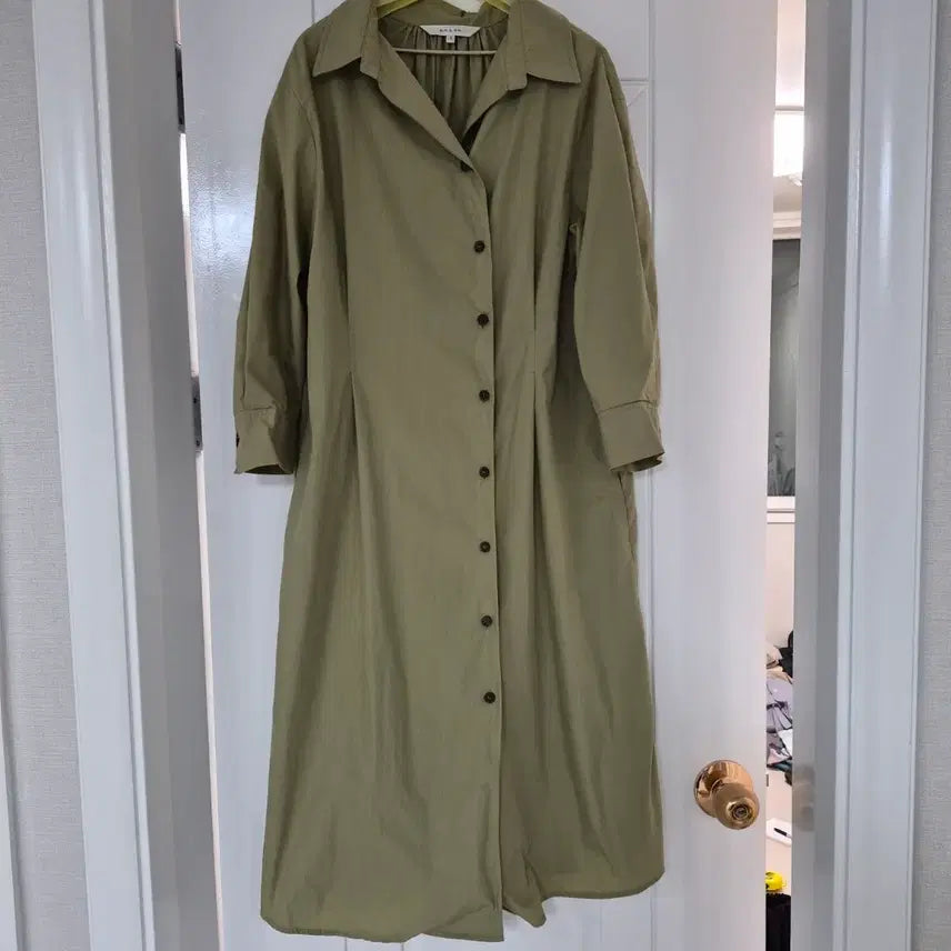 [BUNJANG] on&on Khaki Long Dress Size 2 / on &on 카키 롱원피스 2싸이즈20년2월생산(벨트없음)
