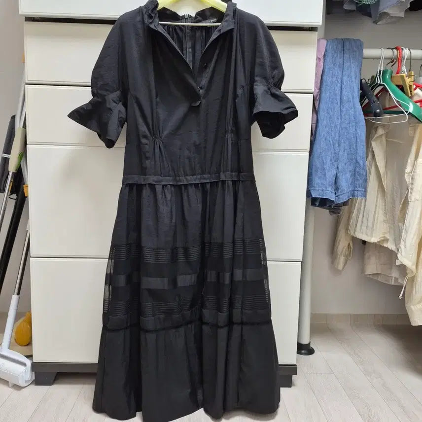 [BUNJANG] Olive des Olive Black Tiered Long Dress Size 1 / 올리브데올리브 블랙 캉캉롱원피스 1싸이즈22년3월생산