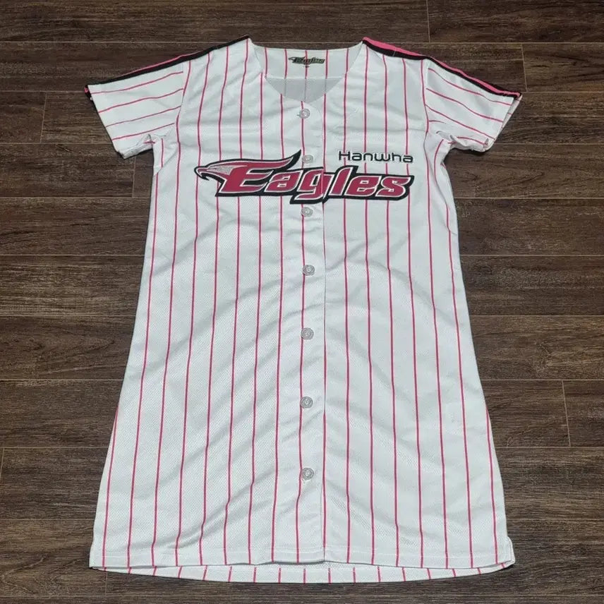 [BUNJANG] Hanwha Eagles Pink One-Piece Uniform Size 90 (No Marking) / 한화 이글스 핑크 원피스 유니폼 90 노마킹