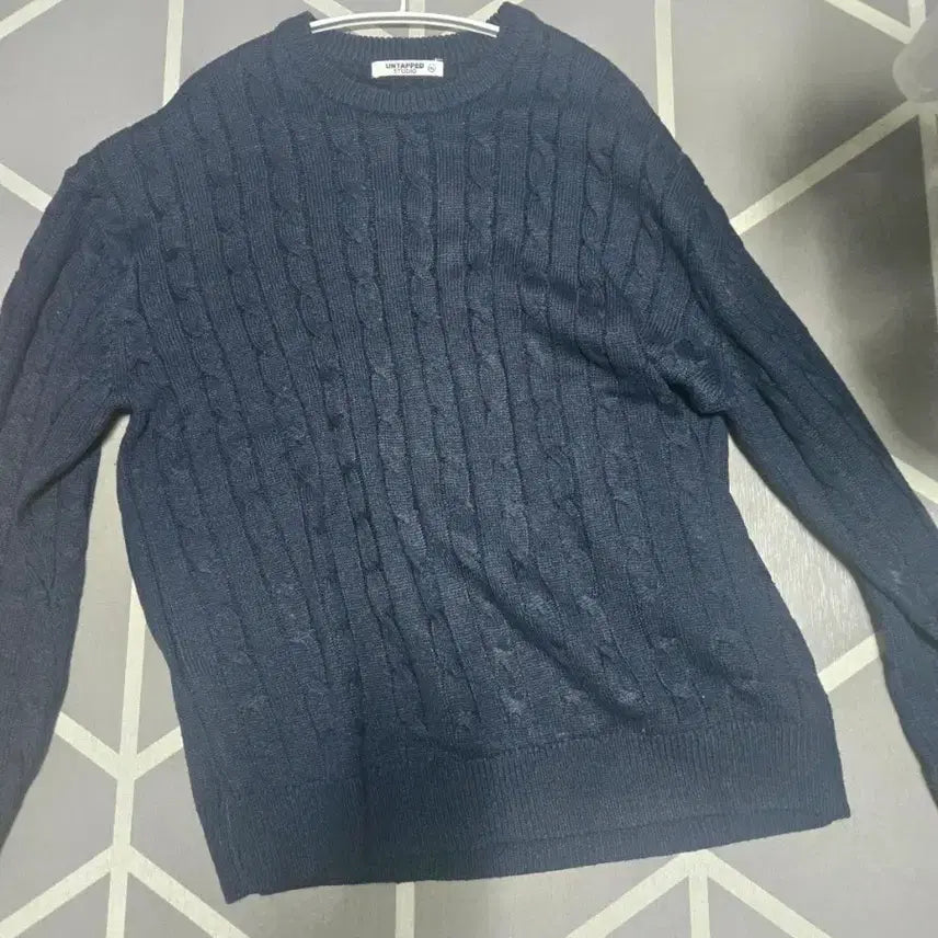 [BUNJANG] Navy Cable Knit Sweater XL / 네이비 꽈배기 니트