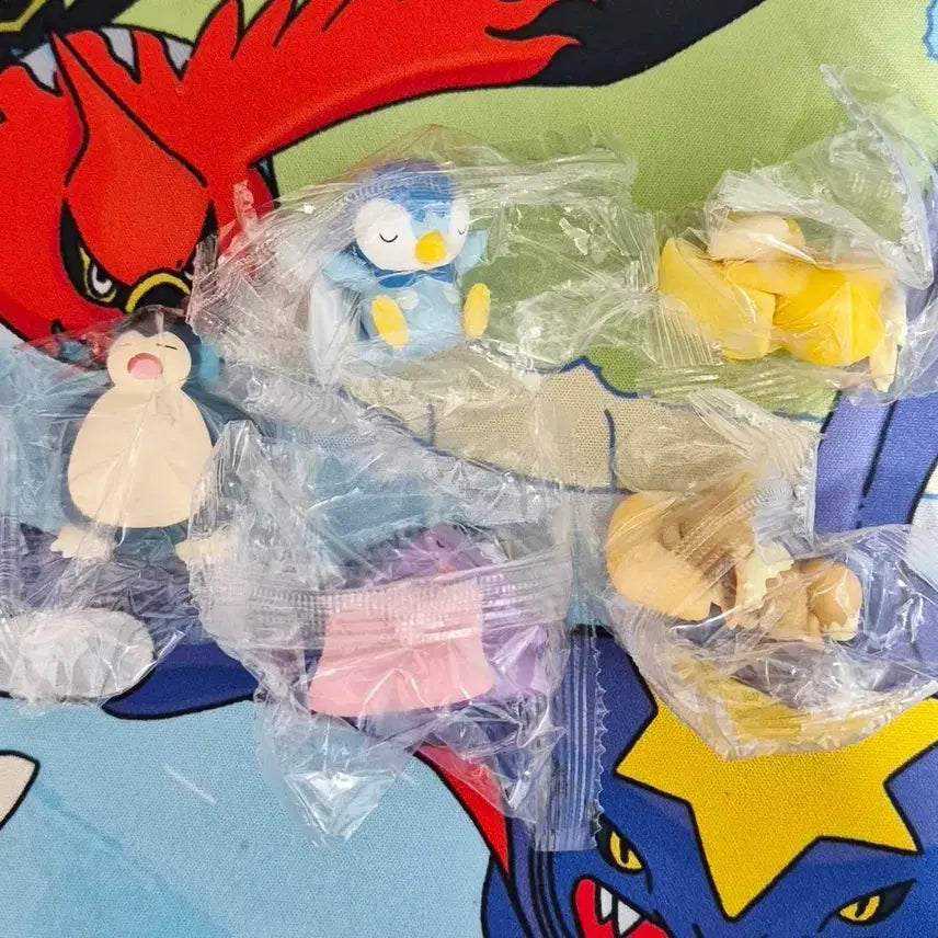 [BUNJANG] Pokemon Drink Figures Bundle Set - Snorlax, Piplup, Psyduck, Ditto, Eevee / 포켓몬 음료 피규어 잠만보, 팽도리, 고라파덕, 메타몽, 이브이 일괄