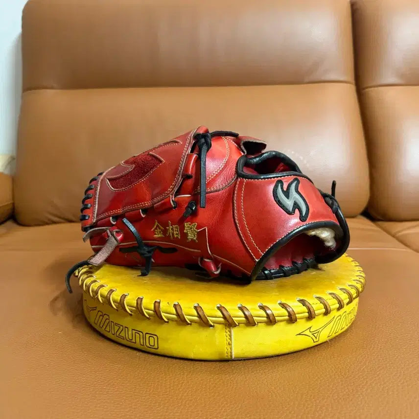 [BUNJANG] Kamista Kim Young-gyu Player Issued Pitcher Baseball Glove / 카미스타 김영규 선수 지급 투수 야구 글러브