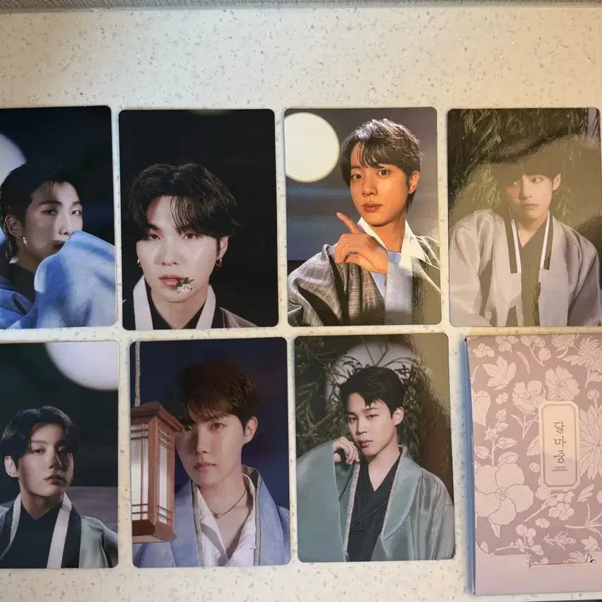 [BUNJANG] BTS Dalmajung Photocard Set (2 types) / 방탄소년단 달마중 포카 2종
