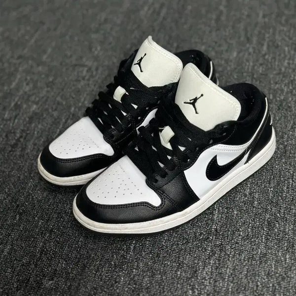 [BUNJANG] Nike Air Jordan 1 Low Black/White (235mm) / 나이키 에어 조던 1 로우 블랙/화이트 235mm
