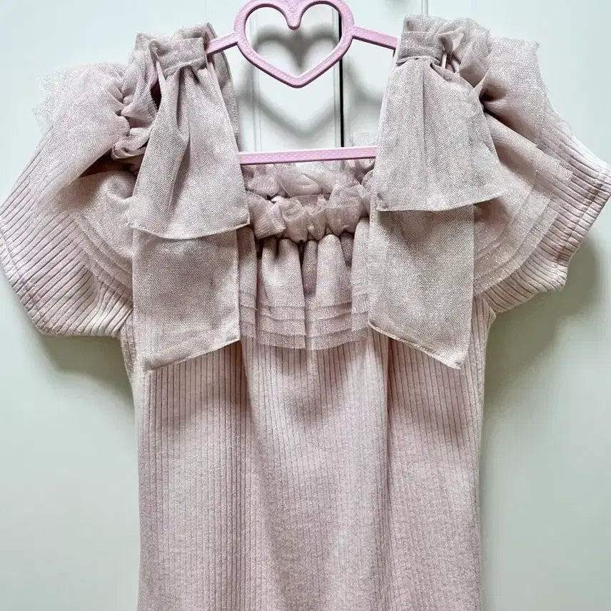 [BUNJANG] Evelyn Tulle Frill Off-Shoulder Knit Top / 에블린 evelyn 튤 프릴 오프숄더 니트탑 양산형 지뢰계 스나계 걸리 일브
