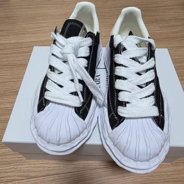 [BUNJANG] Mihara Yasuhiro Blakey Sneakers EU42 / [Eu42] 미하라 야스히로 블레이키