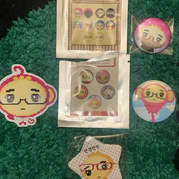 [BUNJANG] Ankyungmandoo Pop-up Pin Button Set & Sticker / 안경만두 팝업 핀버튼 + 스티커
