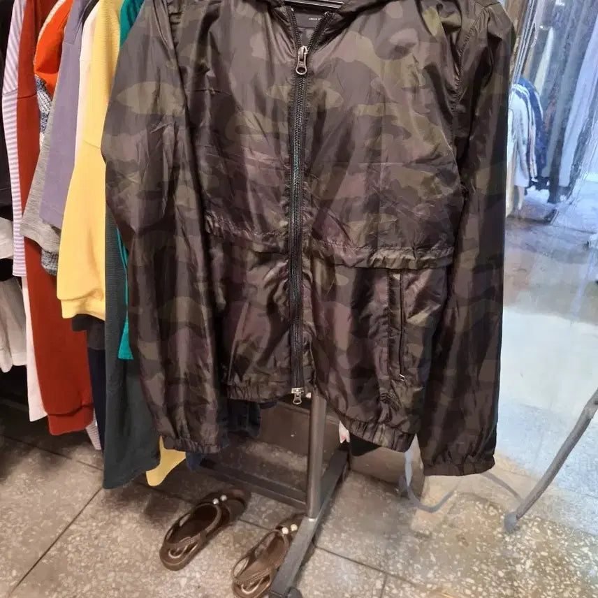[BUNJANG] Kolon Camouflage Hooded Windbreaker Jacket / 코오롱카모플라쥬 후드 바람막이 자켓