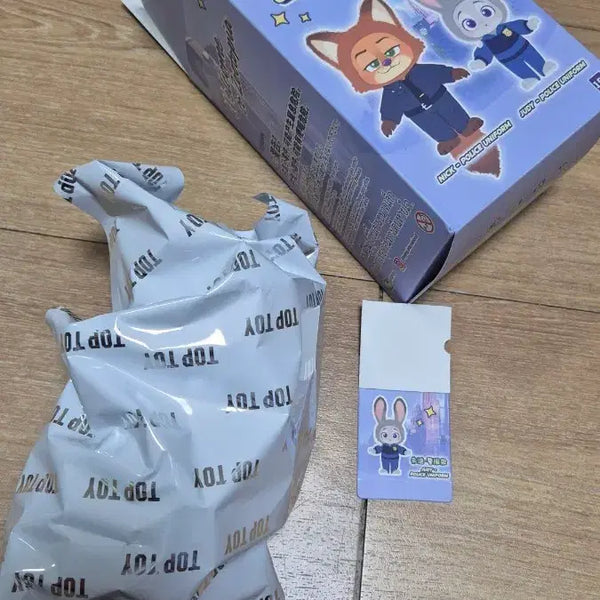 [BUNJANG] Top Toy Zootopia Police Uniform Plush Toy (Sealed) / 탑토이 주토피아 경찰 유니폼 인형 미개봉