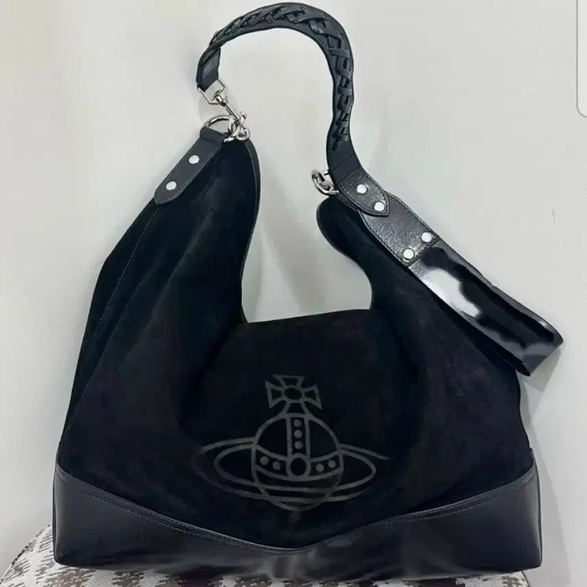 [BUNJANG] Vivienne Westwood Shoulder Bag Crossbody Black / 비비안웨스트우드 숄더백 크로스백 블랙 색상