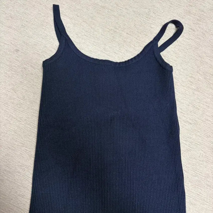 [BUNJANG] Urbanic 30 Navy Sleeveless Knit / 얼바닉 30 urbanic 30 네이비 민소매 니트