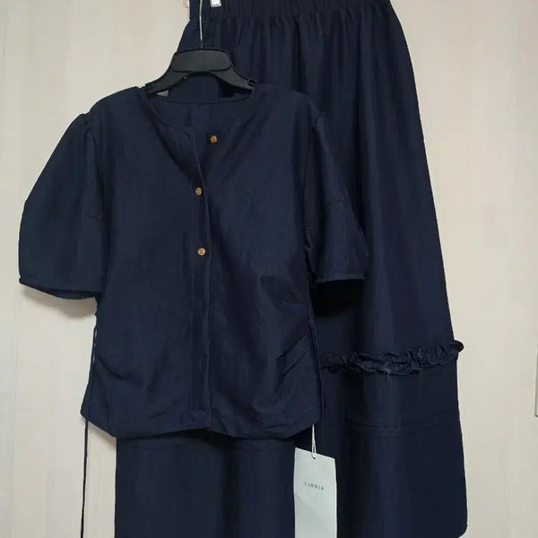 [BUNJANG] Navy Blouse and Skirt Set / 블라우스 스커트 셋업 바스락세트