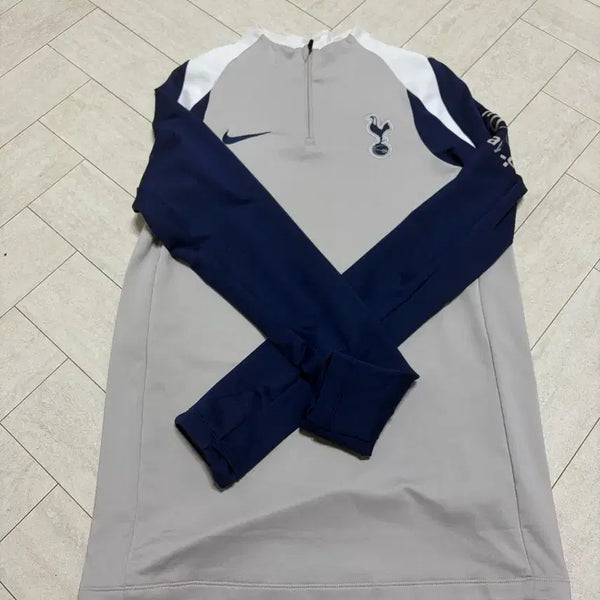 [BUNJANG] Tottenham Hotspur FC 24/25 Nike Dri-FIT Training Top - Size S / 토트넘 24/24 드릴탑 S