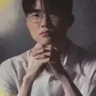 [BUNJANG] T1 Faker Lee Sang-hyeok Photocard Set (8 cards) / T1 페이커 이상혁 포토카드 8장