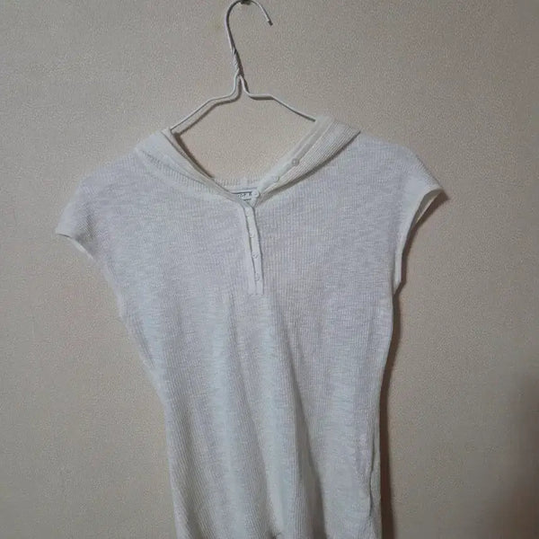 [BUNJANG] LeShop White Hooded Short-Sleeve Knit / 르샵 화이트 후드반팔니트(25년 늦여름 구매후 미착용)