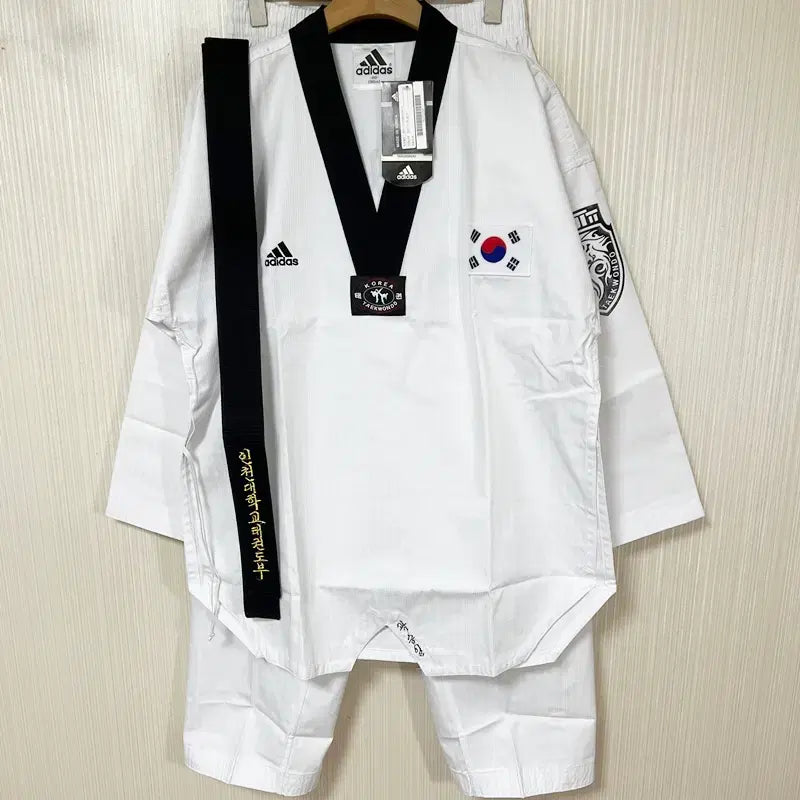 [BUNJANG] Adidas Incheon University Taekwondo Department Taekwondo Dobok Set (Size 180) / 아디다스 인천대학교 태권도부 태권도 도복상하 100(180)