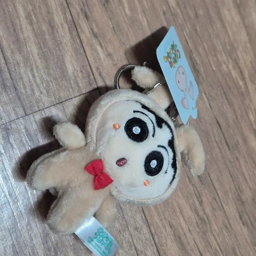 [BUNJANG] Crayon Shin-chan Yuri Rabbit Costume 8cm Doll Keychain / 짱구 유리토끼코스튬 8cm 인형키링