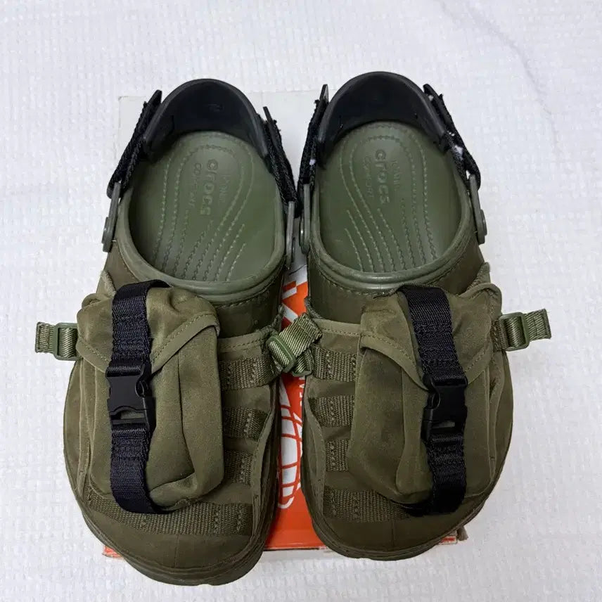 [BUNJANG] BEAMS x Crocs All Terrain Clog Olive (265 / M8) / 빔즈 크록스 올터레인 올리브 265 m8