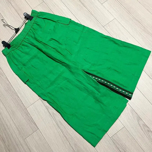 [BUNJANG] United Colors of Benetton 23 Linen Big Pocket Cargo Skirt Green / 베네통 23년 린넨 빅포켓 밴딩 스커트 그린 초록색 롱 치마 트임 자수 포인트 카고 스트링 여름 썸머