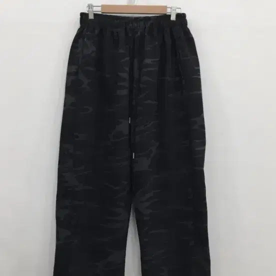 [BUNJANG] Camo Black Wide Pants (New) / 새상품) 카모 블랙 와이드팬츠