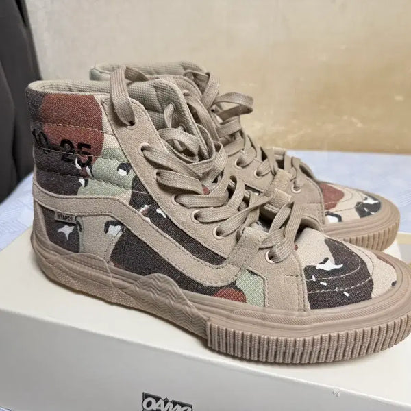 [BUNJANG] Vans OAMC WTAPS Collaboration Sk8-Hi Camo Sneakers / 반스 OAMC WTAPS 콜라보 스케이트 하이 1회착 카모 290