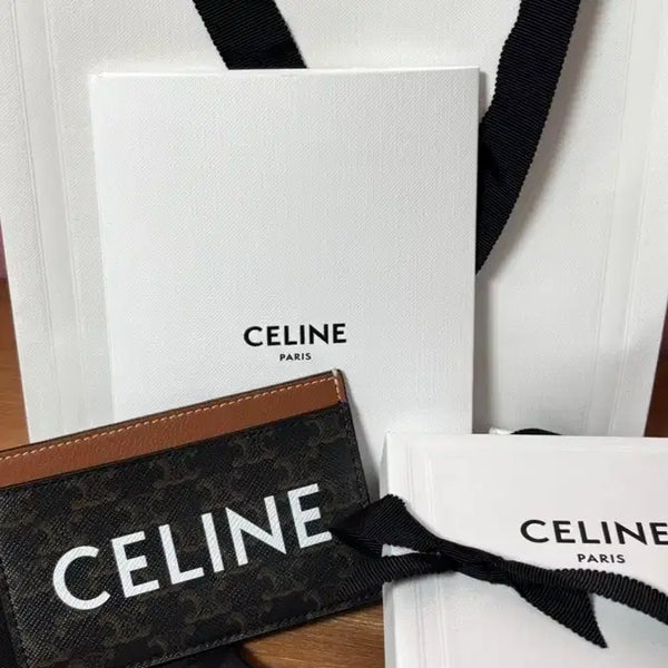 [BUNJANG] Celine Triomphe Canvas Card Holder / [백화점구매] 셀린느 트리옹프 캔버스 카드지갑