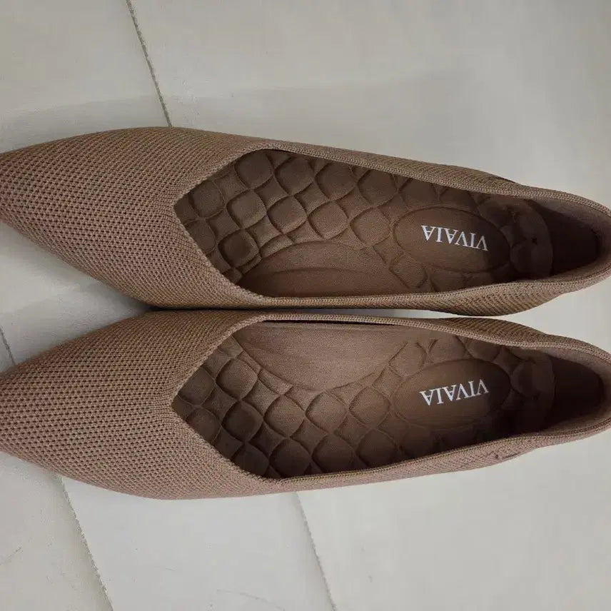 [BUNJANG] Bibaia Anna Mid-Heel Pumps - Brown (220) / 비바이아 안나 미드힐 브라운 35(220)