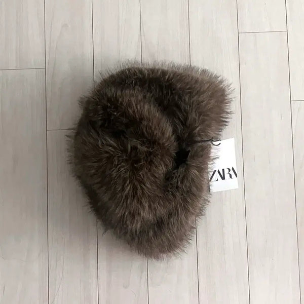 [BUNJANG] Zara Reversible Fur/Leather Hat / ZARA fur/leather 모자 (택O)