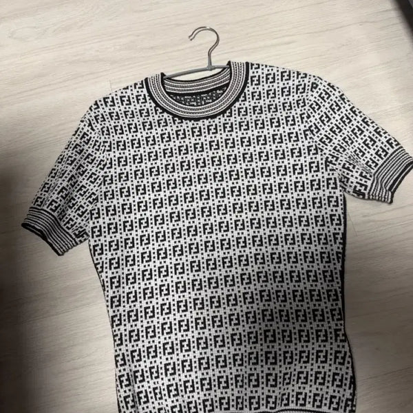 [BUNJANG] Fendi Logo Knit Black / 펜디 로고 니트 블랙