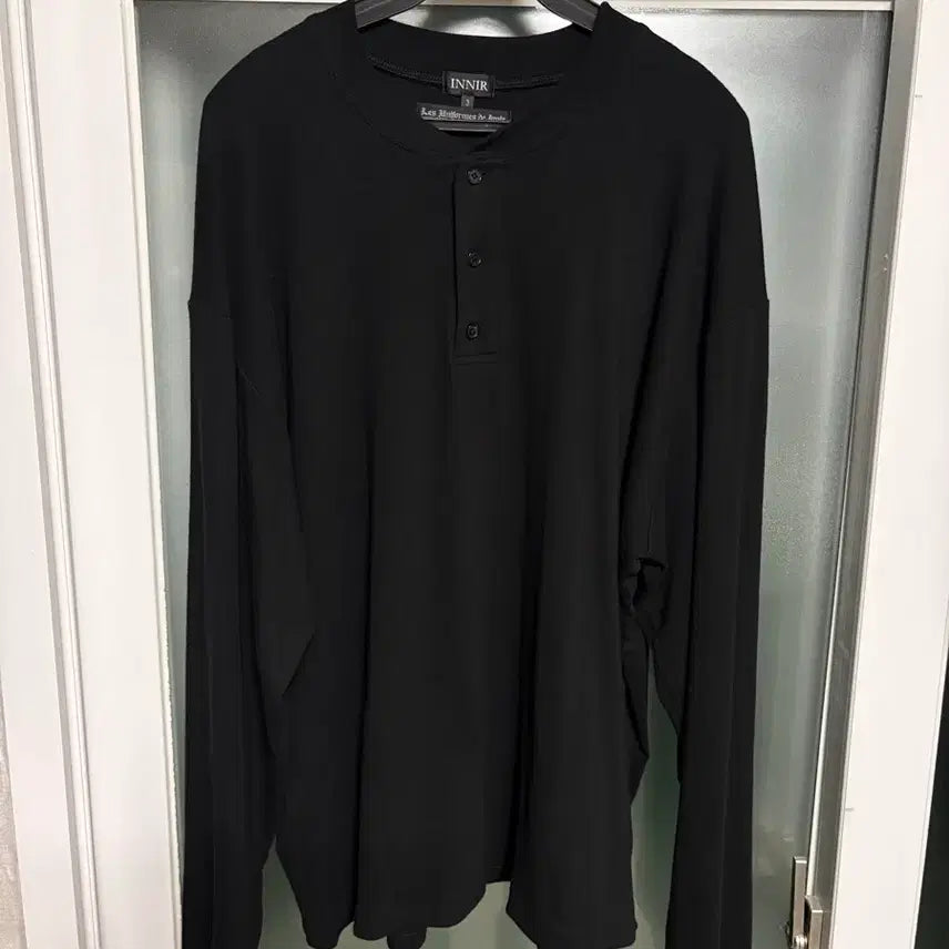 [BUNJANG] innir Lightweight Relaxed Henley Shirt Black / innir LIGHTWEIGHT RELAXED HENLEY SHIRT 이니어