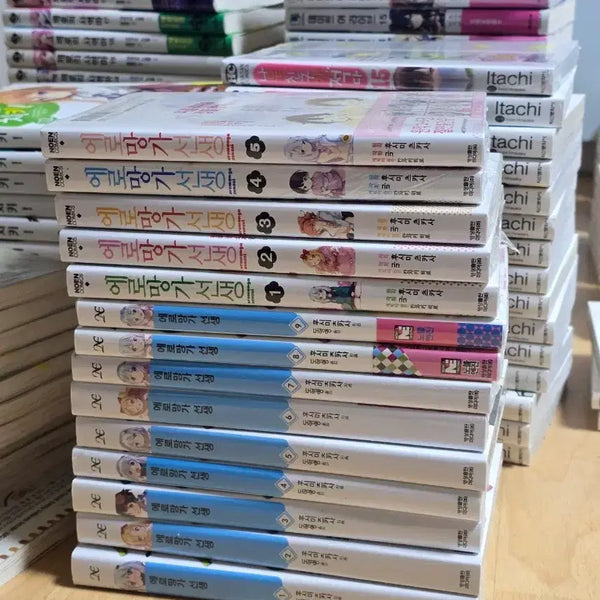 [BUNJANG] Eromanga Sensei Light Novel Vol. 1-9 & Manga Vol. 1-5 Set (Sealed) / 에로망가선생 라노벨 1~9권, 만화책 1~5권 미개봉 새제품