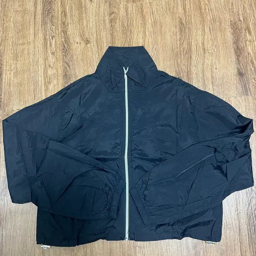 [BUNJANG] Black Windbreaker Jacket / 블랙 바람막이 점퍼(새상품)