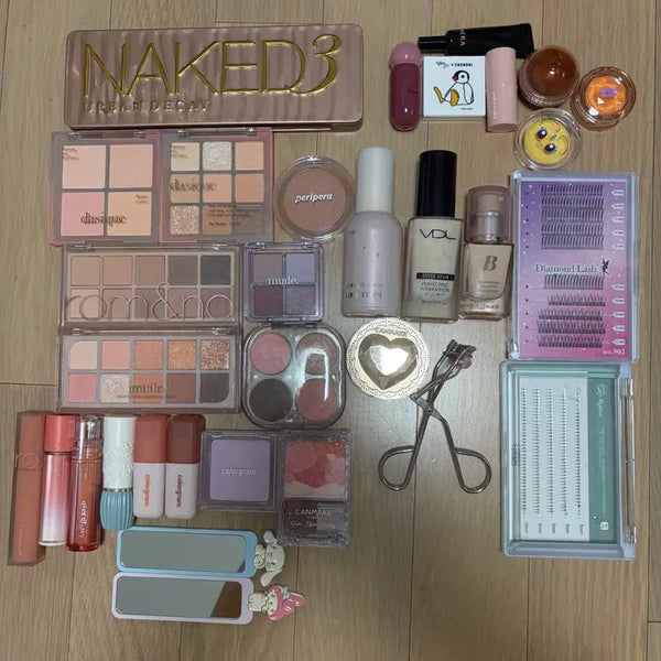 [BUNJANG] Assorted Cosmetics Bundle - Urban Decay, Canmake, Dasique, Mude, Etude, VDL, Banila Co, Rom&nd, Colorgram, Espoir / 화장품처분!! 미사용이거나 사용감 거의 X (어반디케이, 캔메이크, 데이지크, 뮤드, 에뛰드, 브이디엘, 바닐라코, 롬앤, 컬러그램, 에스쁘아)