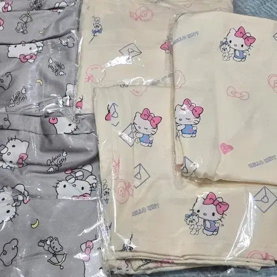 [BUNJANG] Hello Kitty Pajama Pants / 헬로키티 냉장고 바지