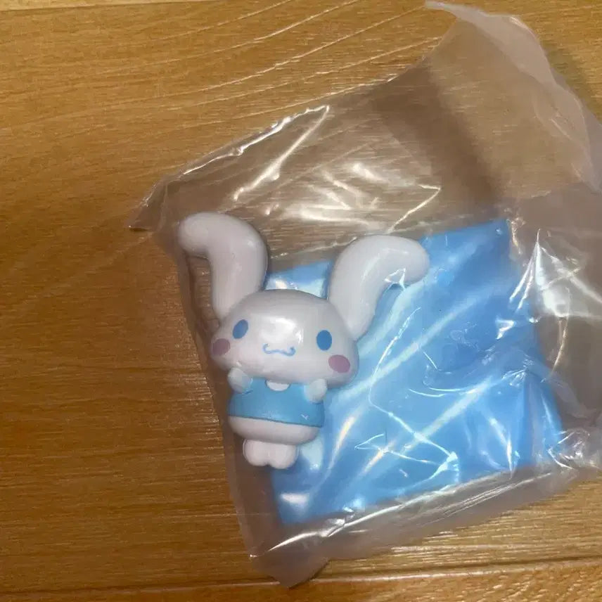 [BUNJANG] Sanrio Yoga Cinnamoroll Gacha Figure / 산리오 요가 시나모롤 가챠 피규어